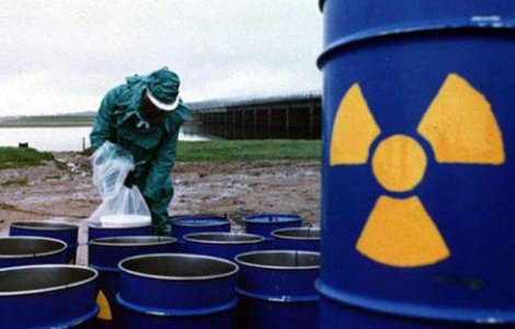 1,5 kilograme de material radioactiv, confiscate la Cernauti