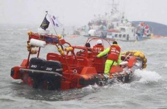 Un scafandru a murit in timp ce explora epava feribotului Sewol