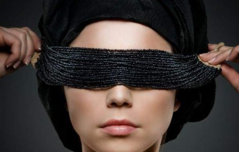  Top  TOP 12 vedete al caror nume real te va surprinde