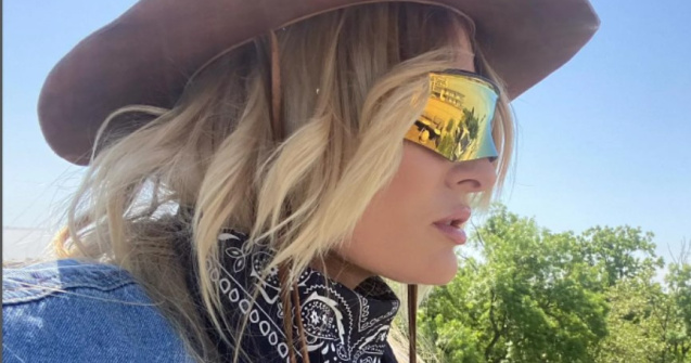 Delia, mărturisiri neașteptate despre traumele din adolescență: „Le pipăiau efectiv pe...”