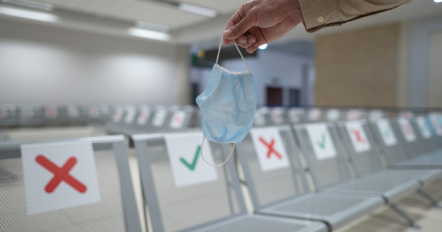 Fără măști de protecție în aeroporturile și avioanele din Europa