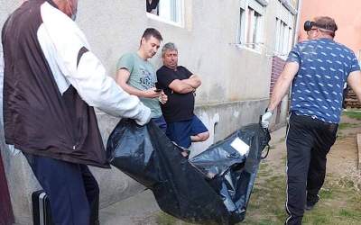 Un schelet uman , descoperit...