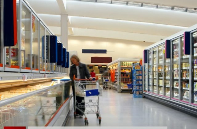 Bani mai scumpi, coșuri de cumpărături tot mai goale. Efectele celei mai mari inflații din ultimii 30 de ani