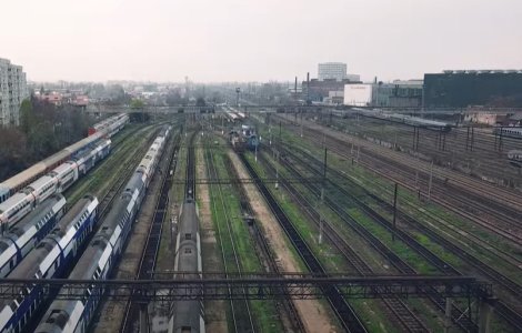 Un copil de 12 ani, în stare gravă după ce s-a urcat pe un vagon, în gara Fetești