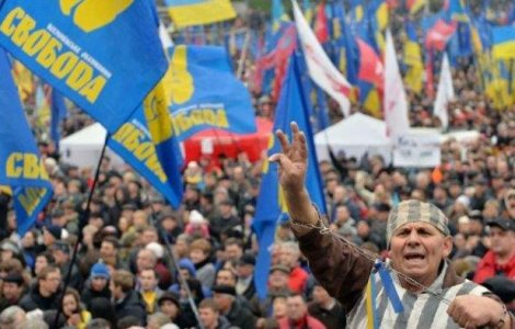 Un mort si trei raniti intr-un schimb de focuri in orasul Mariupol