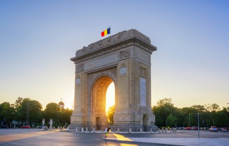 Arcul de Triumf se deschide pentru vizitatori în fiecare weekend pe perioada verii