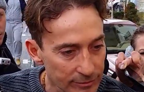 Frații Mazăre, aflați în închisoare, aduși sub escortă la înmormântarea mamei