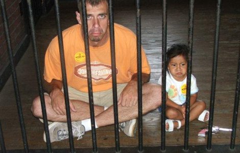  Top  Top 10 cele mai bizare lucruri considerate ILEGALE