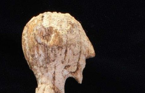 Un mormant si mumia sa veche de 5.600 de ani, descoperite in Egipt