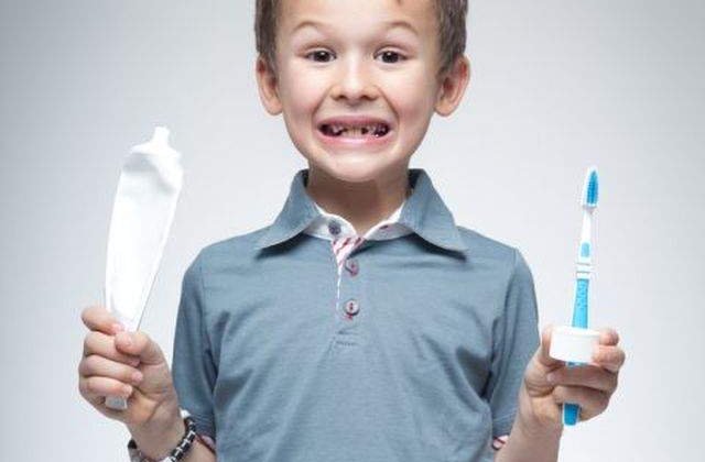 Cinci metode de ingrijire cosmetica, cu obiectele din casa ta