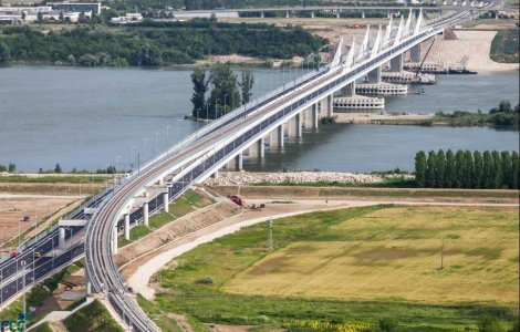 Transportul feroviar de calatori a fost lansat pe Podul Noua Europa