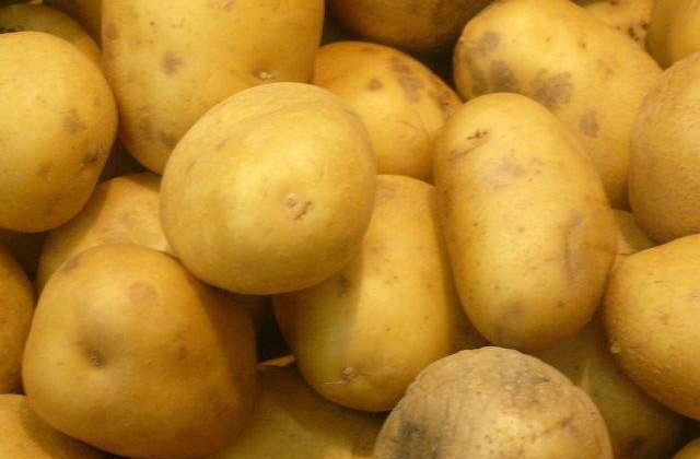 Cartofii, zaharul si ouale tin inflatia jos, in ciuda scumpirii carburantilor