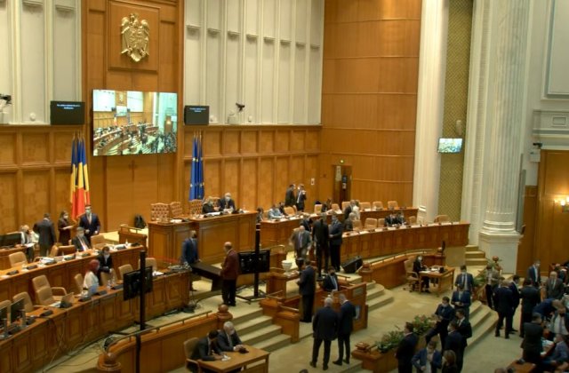Legea offshore a primit raport favorabil în comisiile reunite din Camera Deputaților. Amendamentele USR și AUR, respinse 
