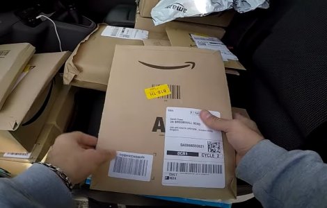 Clienții online care plătesc ramburs, declarați la ANAF