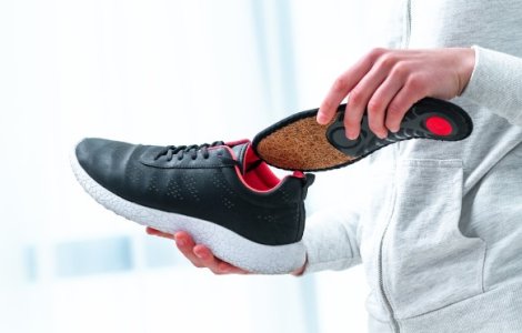 De ce este important să porți branțuri și talonete medicale?