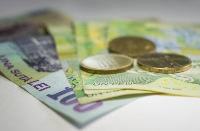 Operațiunea „stâns bani la buget”. Guvernul vrea TVA mai mare pentru anumite produse și impozit în funcție de cât de scumpă e casa 