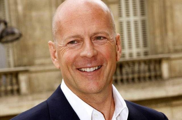 Bruce Willis vrea sa renunte la actorie pentru a sta acasa cu copiii