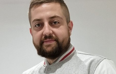 Un român a slăbit 96 de kilograme într-un an, după ce a văzut o reclamă la TV