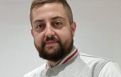 Un român a slăbit 96 de kilograme într-un an, după ce a văzut o reclamă la TV