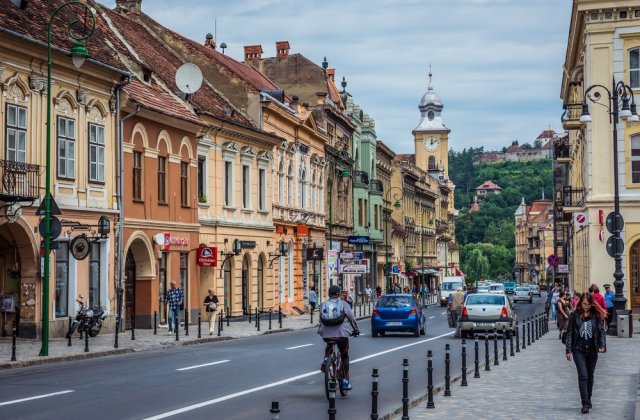 Parcare gratis pe timpul nopții și &icirc;n zilele de duminică &icirc;n Brașov