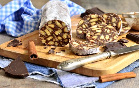 Surprinde-ți copilul cu bunătăți de 1 Iunie. 4 rețete dulci, fără zahăr, pentru copii