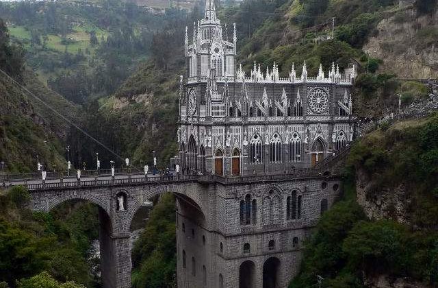 Top 10 Lacasuri de cult grandioase din jurul lumii