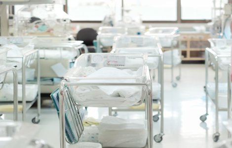 Tragedie în Senegal. 11 bebeluși au murit, după ce un spital a luat foc