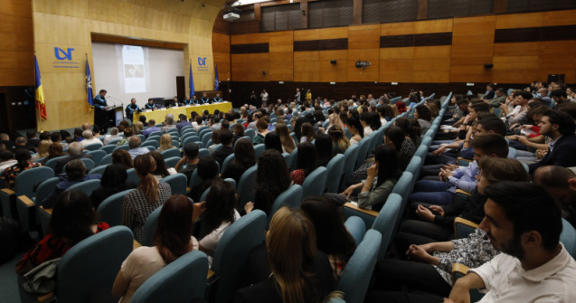 Admitere facultate 2022: studenții ar putea da licența mai târziu