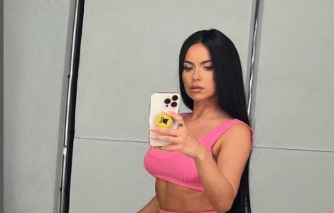 Inna a fost huiduită de public la Satu Mare. Cântăreața a salutat publicul în maghiară: „Unii au plecat de la concert după acel moment”