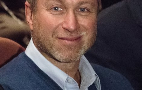 Roman Abramovici a vândut clubul de fotbal Chelsea FC. Câți bani a primit pe el