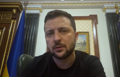 Zelenski, pentru prima dată în tricou negru, de la începutul războiului: "Pierdem zilnic între 60 şi 100 de soldaţi"