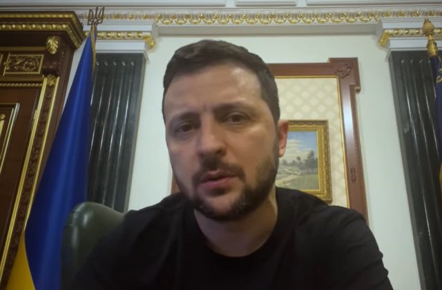 Zelenski, pentru prima dată &icirc;n tricou negru, de la &icirc;nceputul războiului: "Pierdem zilnic &icirc;ntre 60 şi 100 de soldaţi"
