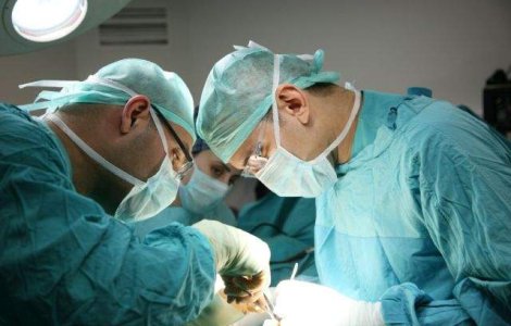  Top  Top 10 vedete care au facut transplant de organe