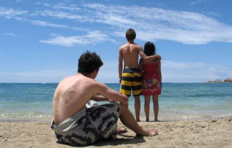 Medic: Gelozia este mai nociva decat fumatul