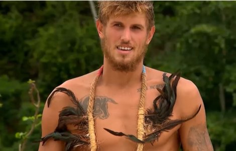 Alex Delea s-a întors în România. Cine l-a așteptat pe campionul Survivor România 2022 la aeroport