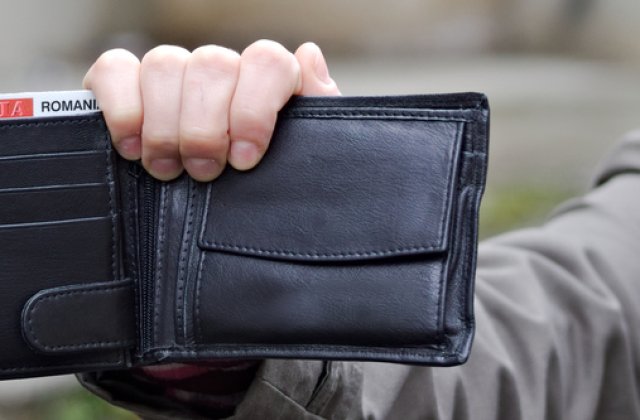 Rom&acirc;nii cărora le-au expirat actele &icirc;n timpul stării de urgență trebuie să le schimbe p&acirc;nă pe 6 iunie