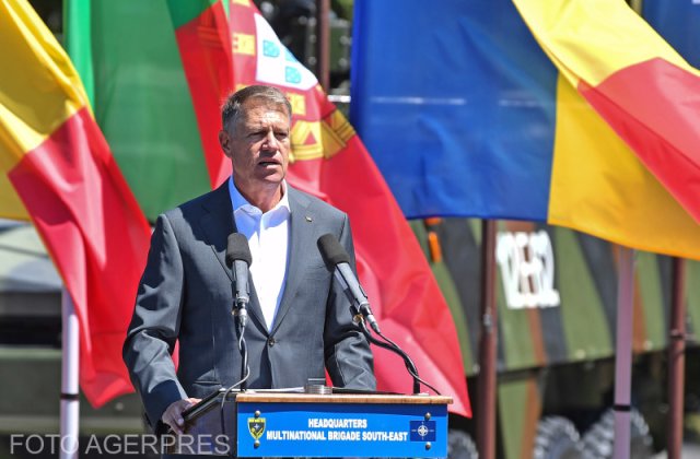 VIDEO Klaus Iohannis a fost decorat cu Premiul European &bdquo;Carol al IV-lea&rdquo; al Asociaţiei Germanilor Sudeţi