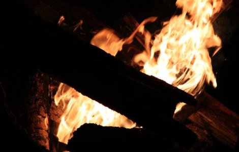 Studiu: Incendiile pot fi oprite cu ajutorul unui boom sonic