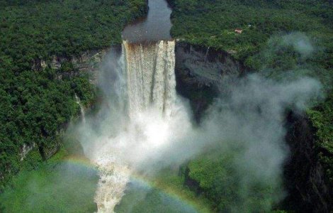  Top  TOP 10 cele mai spectaculoase cascade din lume