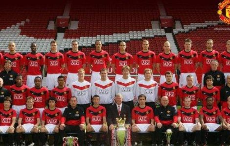 Nike, dispusa sa plateasca o suma record pentru M. United.