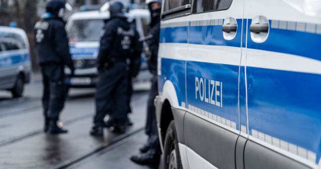 Un bărbat a intrat cu maşina într-un grup de oameni în Berlin