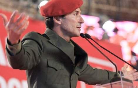 Radu Mazare a venit la vot insotit de sase tinere