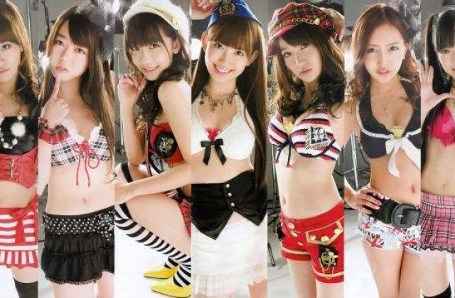 Un barbat a atacat cu un fierastrau, pe o scena, o trupa muzicala de fete, in Japonia