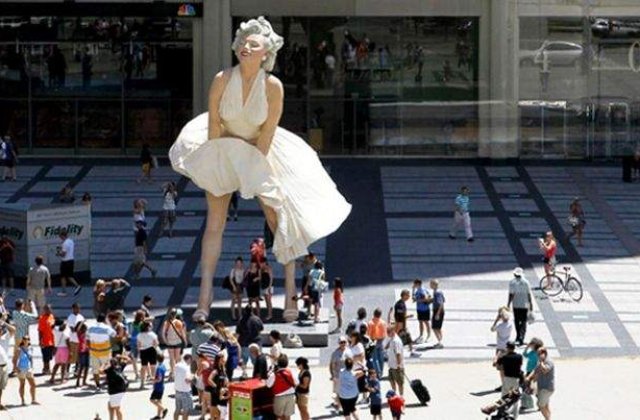 [FOTO] Marimea nu conteaza! Zece obiecte obisnuite de dimensiuni neobisnuite