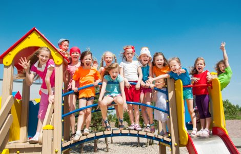 Nicușor Dan lansează o școală de vară pentru copiii ucraineni. Se fac angajări pentru personalul viitoarei instituții