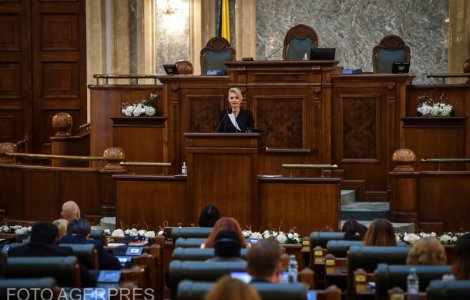 Decizia Guvernului de la 1 iulie: va suspenda ocuparea posturilor vacante din instituțiile publice centrale și locale