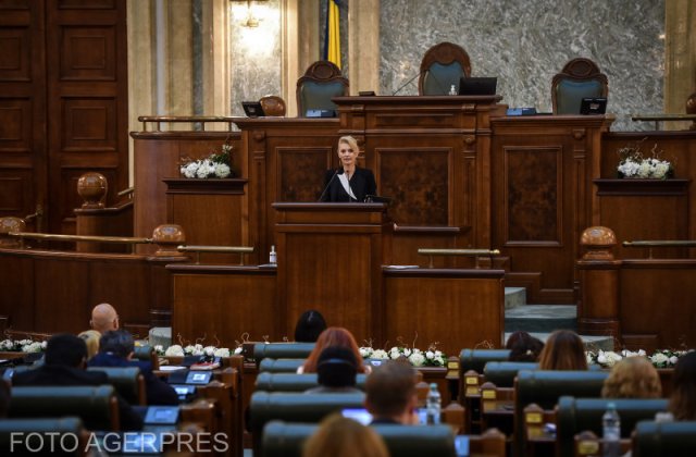 Decizia Guvernului de la 1 iulie: va suspenda ocuparea posturilor vacante din instituțiile publice centrale și locale 