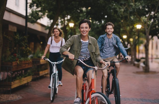 Primul oraș din Rom&acirc;nia care are un sistem de biciclete smart. Cum poți &icirc;nchiria o bicicletă și c&acirc;t costă