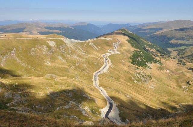 Guvernul sesizeaza DNA pentru contractul acordat Romstrade la Transalpina