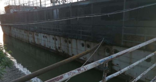 Căpitănia Tulcea: Nu există pericol de scufundare în cazul vasului din Murighiol